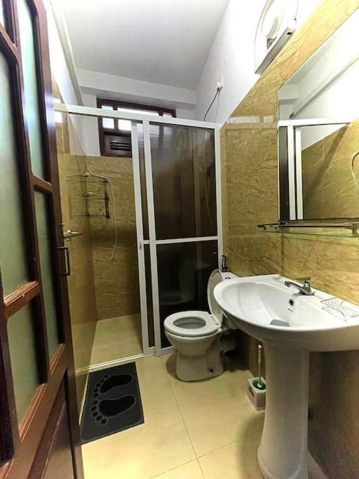Saru Holiday Apartment - Upto 6 Guests 康提 外观 照片