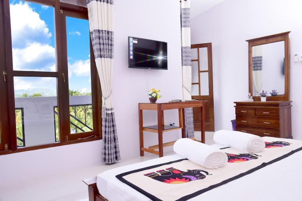 Saru Holiday Apartment - Upto 6 Guests 康提 外观 照片