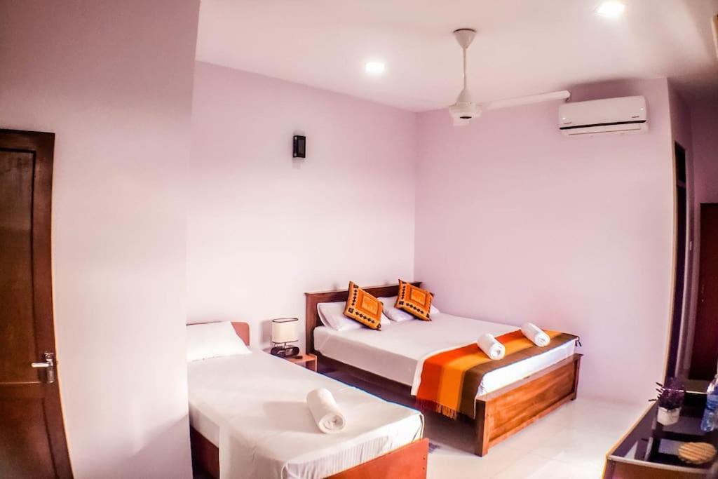 Saru Holiday Apartment - Upto 6 Guests 康提 外观 照片