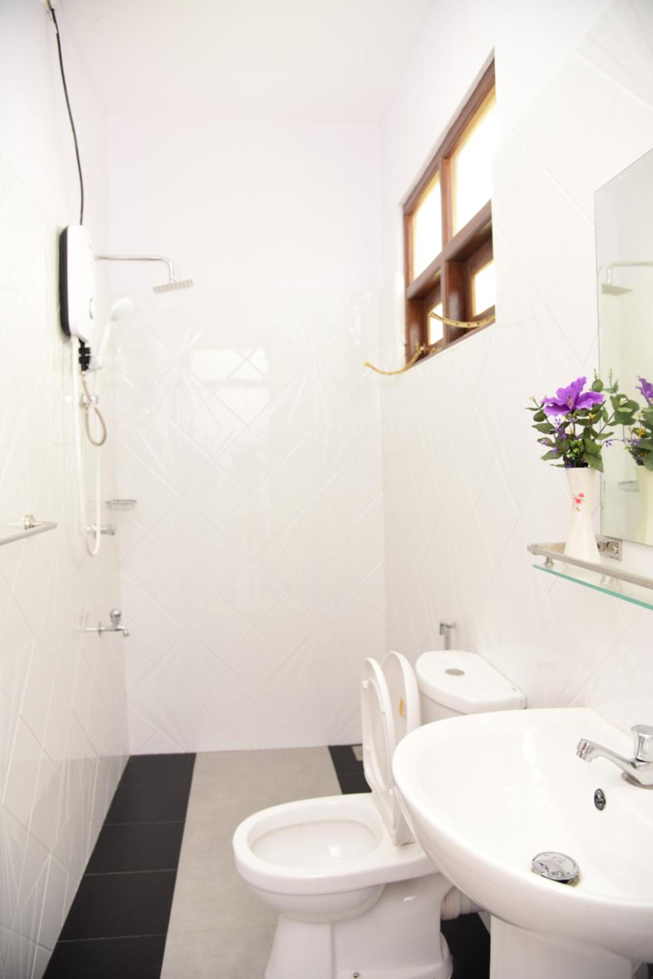 Saru Holiday Apartment - Upto 6 Guests 康提 外观 照片